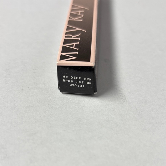Mary Kay Classic Deep Brown Eyeliner - Picture 2 of 8